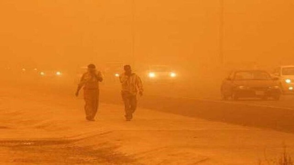 طوفان شدید با سرعت ۱۱۵ کیلومتر بر ساعت زابل را درنوردید طوفان شدید با سرعت ۱۱۵ کیلومتر بر ساعت زابل را درنوردید