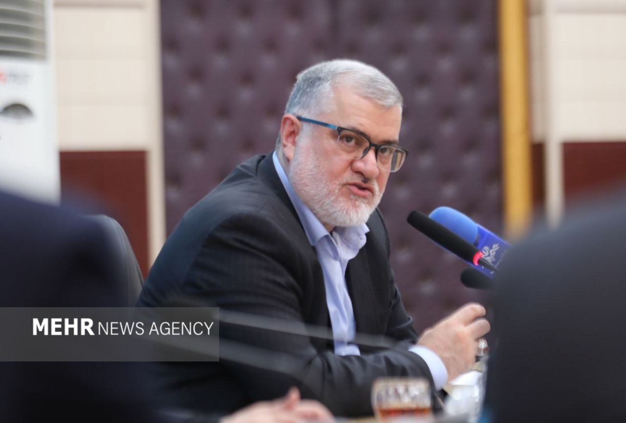 حل معضل آلودگی هوای تهران نیازمند تصمیم‌گیری در سطح ملی است