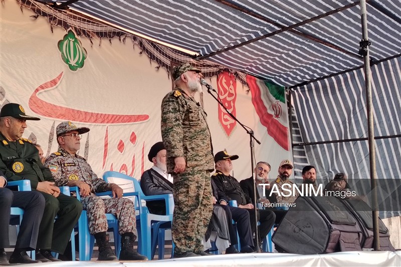 دشمن اهدافش را یکی پس از دیگری تغییر داد و به هیچکدام نرسید دشمن اهدافش را یکی پس از دیگری تغییر داد و به هیچکدام نرسید