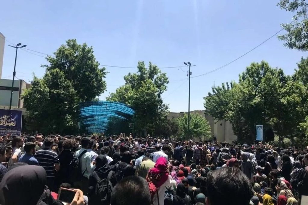 مدیر کل وزارتی وزارت علوم: هنوز پرونده حوادث دی ماه برای دانشجویان باز است